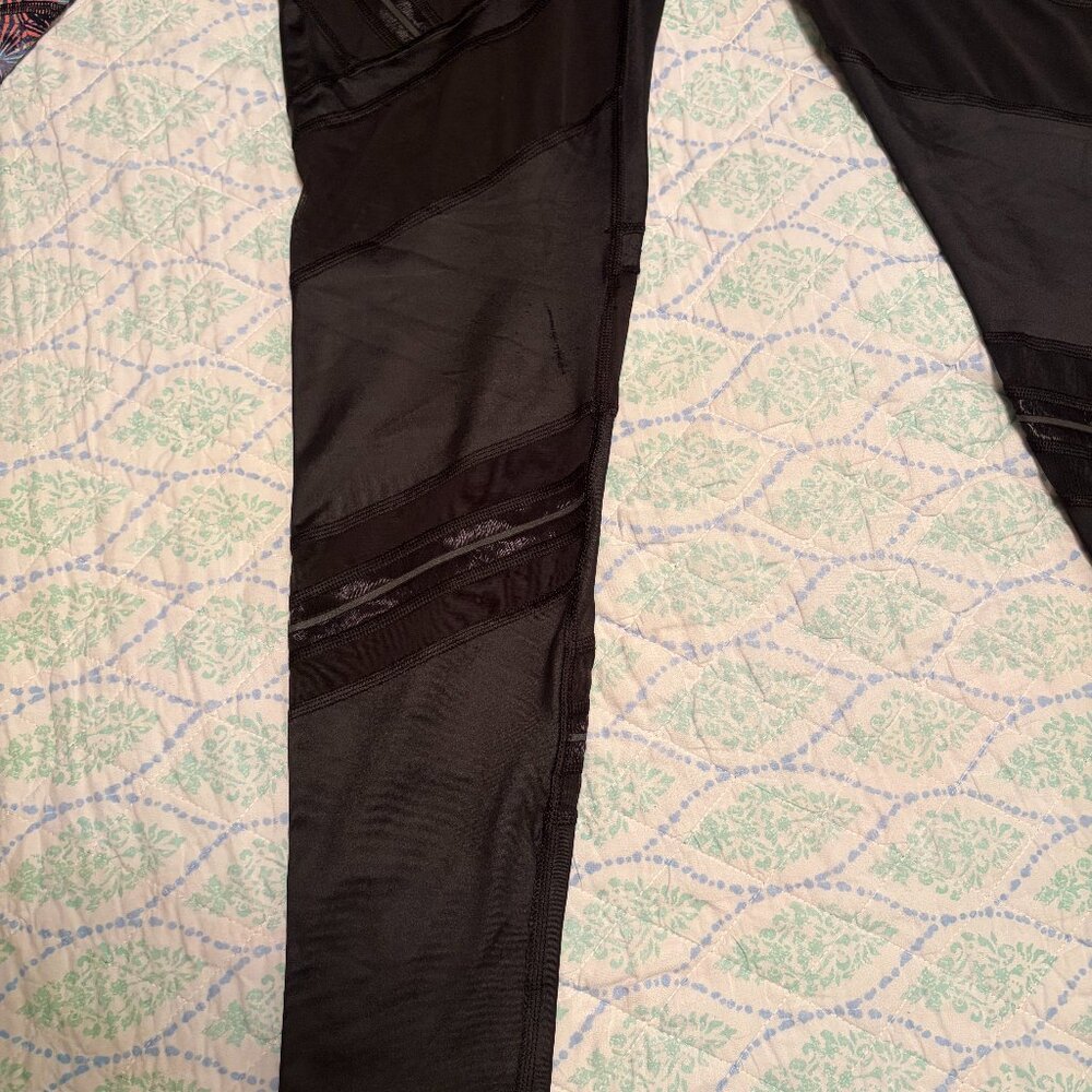 VICTORIA SPORT WORKOUT BUNDLE BY VICTORIA SECRET - Picture 11 of 16